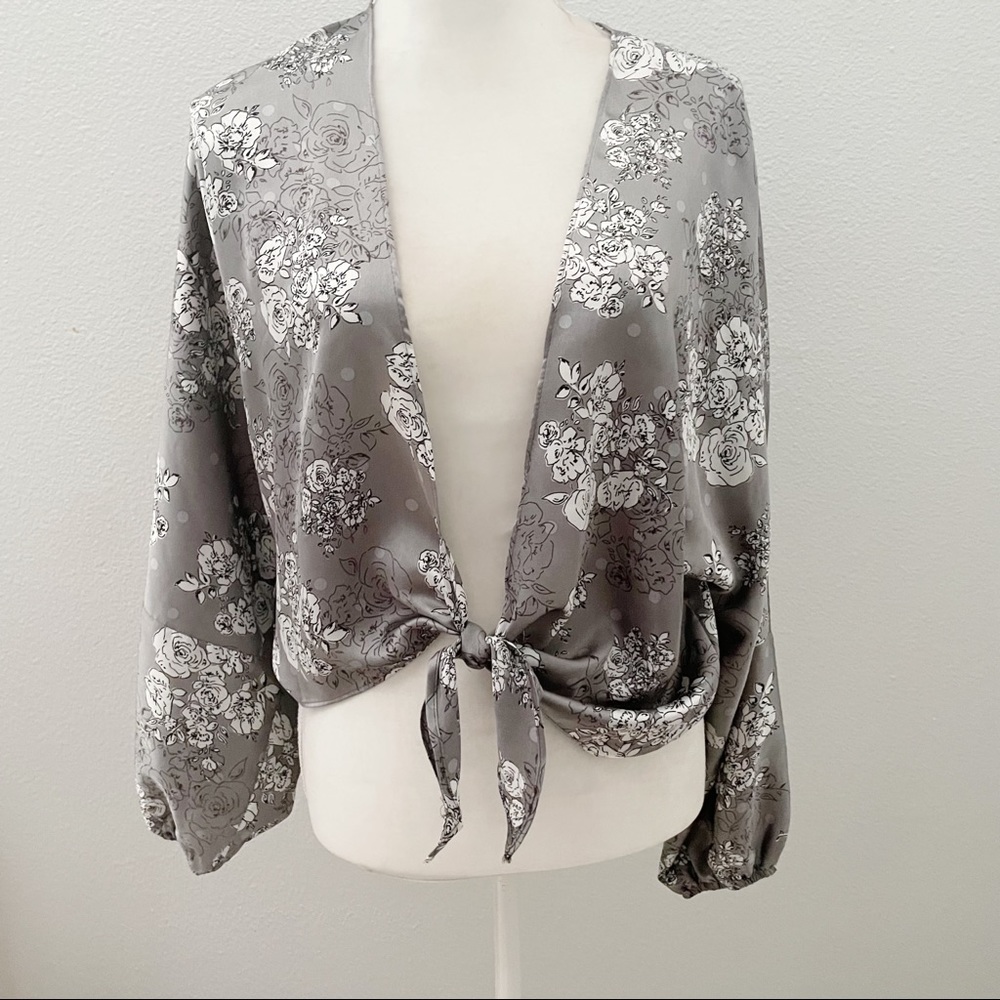 Gray satin floral front tie top size small